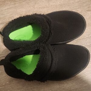 Oofos Cozy Slippers